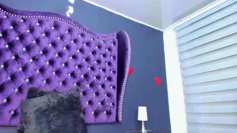 Perla online show from March 7, 2025, 7:08 am