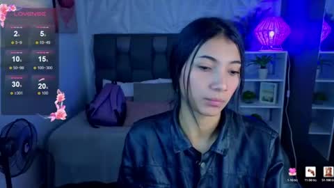 Snapshot of perlaa_moon_ chatting on July 17, 2026, 4:34 pm PERLA online show from July 17, 2026, 4:34 pm