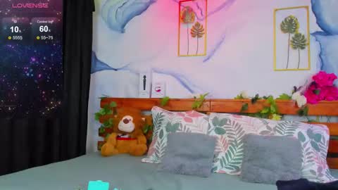 Perla Franco online show from November 5, 2025, 5:07 am