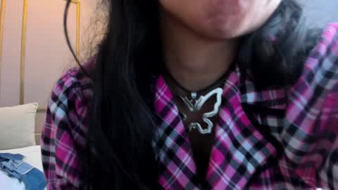 Snapshot of perlapreciosa chatting on February 2, 2025, 4:11 pm PerlaPreciosa online show from February 2, 2025, 4:11 pm