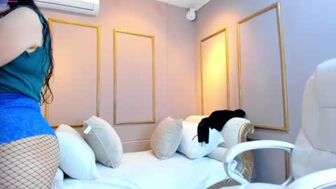 Snapshot of perlapreciosa chatting on February 8, 2025, 4:14 am PerlaPreciosa online show from February 8, 2025, 4:14 am