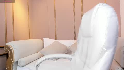 Snapshot of perlapreciosa chatting on October 18, 2025, 4:04 am PerlaPreciosa online show from October 18, 2025, 4:04 am