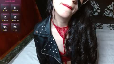 persefone_fire online show from November 27, 2025, 10:01 pm