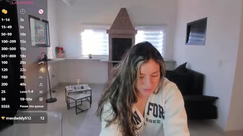 Marie online show from February 26, 2025, 12:36 pm