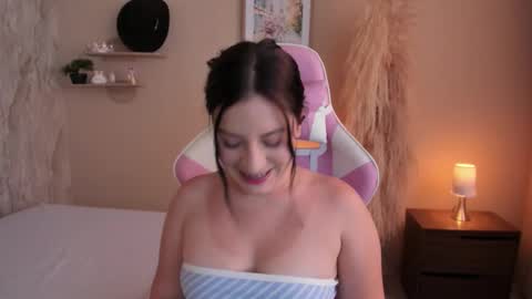 Marie online show from February 21, 2026, 8:21 pm