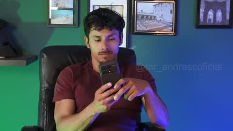 Snapshot of perseoo_88 chatting on December 2, 2025, 4:57 pm andres online show from December 2, 2025, 4:57 pm