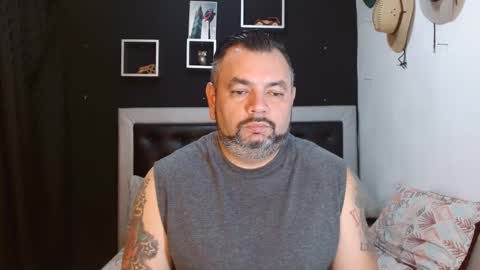 Carlos online show from February 4, 2025, 2:07 am