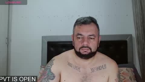 Carlos online show from February 1, 2026, 8:40 pm