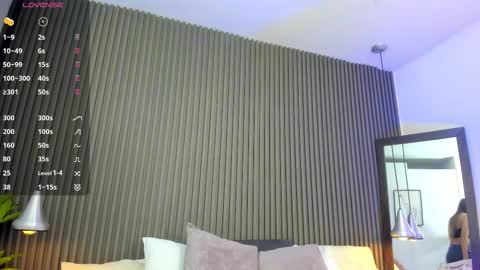 Lizza online show from September 12, 2025, 11:32 am