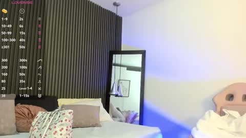 Lizza online show from September 19, 2025, 11:44 am