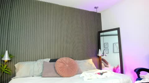 Lizza online show from April 8, 2026, 11:21 am