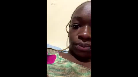 perverted_sweet online show from October 5, 2025, 3:54 pm