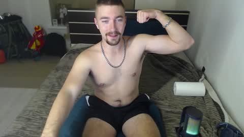 pes1ko online show from December 1, 2025, 7:41 pm