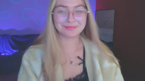 petalkiss online show from October 20, 2025, 6:30 pm