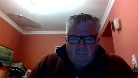 pete112991 online show from October 27, 2025, 2:21 pm