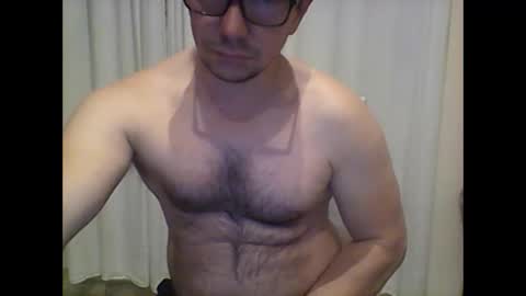 Snapshot of peter_7776 chatting on June 1, 2026, 1:18 am peter online show from June 1, 2026, 1:18 am