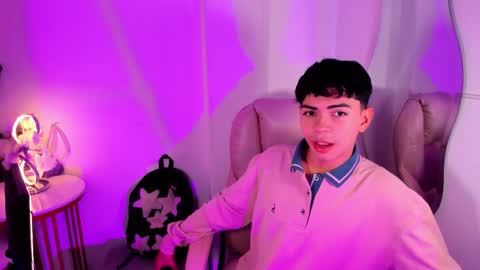 Peter online show from November 1, 2025, 6:21 pm