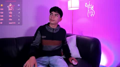 Peter online show from November 2, 2025, 6:21 pm