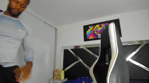 PeterColeman online show from February 7, 2025, 1:15 am