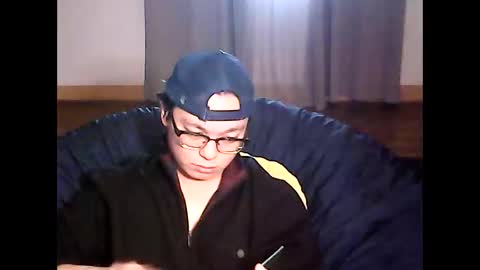 Snapshot of peter_p1999 chatting on November 9, 2025, 6:23 am peter p online show from November 9, 2025, 6:23 am