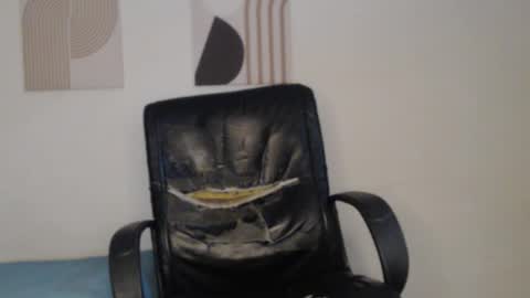 Snapshot of peter_x_annaud chatting on December 16, 2025, 5:40 pm FELIPE online show from December 16, 2025, 5:40 pm