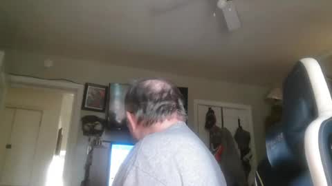 Snapshot of peterinohio57 chatting on July 25, 2026, 12:03 pm peterinohio57 online show from July 25, 2026, 12:03 pm