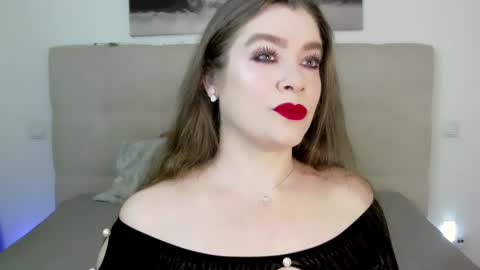 Peters Emily online show from February 19, 2025, 2:34 pm