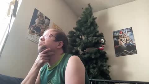 Snapshot of petert32 chatting on September 16, 2025, 5:14 pm Peter online show from September 16, 2025, 5:14 pm