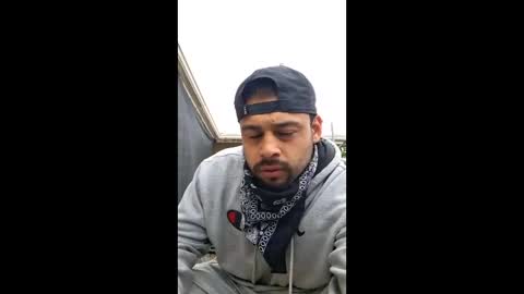 Snapshot of peterthepal562 chatting on May 24, 2026, 5:40 pm peterthepal562 online show from May 24, 2026, 5:40 pm