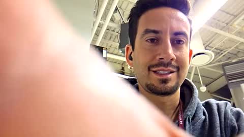 peteypete204 online show from February 24, 2025, 4:04 pm