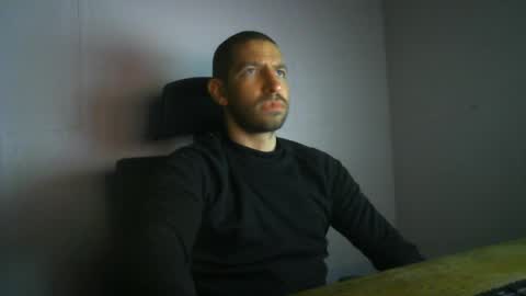 Paco online show from April 1, 2026, 7:11 pm