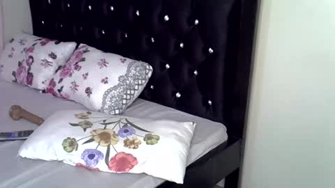 Bunny online show from October 26, 2025, 2:06 am