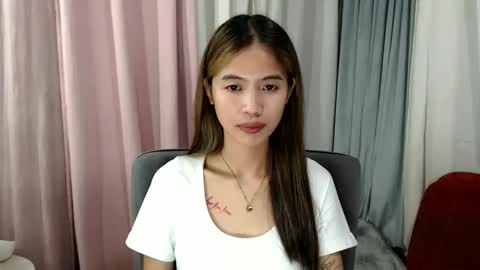 Snapshot of petite_jackyxx chatting on May 16, 2026, 1:21 pm Jacky online show from May 16, 2026, 1:21 pm