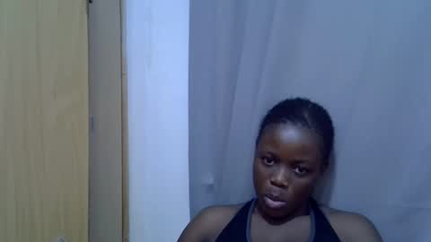 petite_melan online show from September 15, 2025, 6:46 am