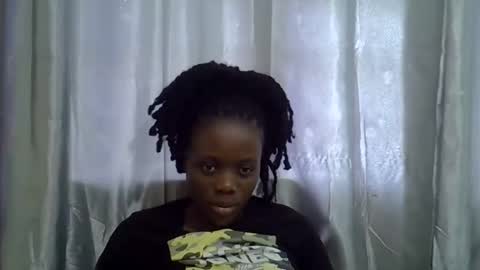 petite_melan online show from October 18, 2025, 8:48 am