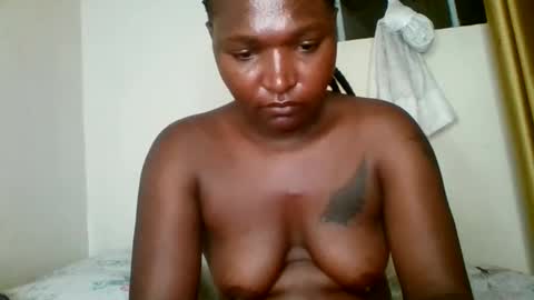 Snapshot of petite_shan chatting on May 19, 2026, 8:04 pm petite_shan online show from May 19, 2026, 8:04 pm