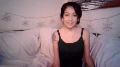 Snapshot of petite_treat_ chatting on December 20, 2025, 5:03 am petite treat online show from December 20, 2025, 5:03 am