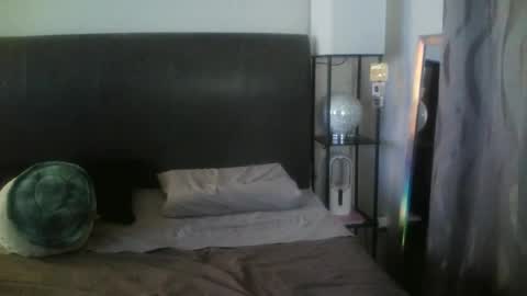 Snapshot of petite_treat_ chatting on July 3, 2026, 5:25 am petite treat online show from July 3, 2026, 5:25 am