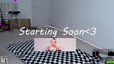 PiperAvery online show from January 30, 2025, 6:32 pm