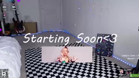 PiperAvery online show from March 5, 2025, 6:34 pm