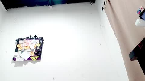 danna online show from October 19, 2025, 6:25 am