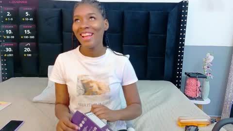 Snapshot of petitelittleebony chatting on June 3, 2026, 2:47 am little sharon online show from June 3, 2026, 2:47 am