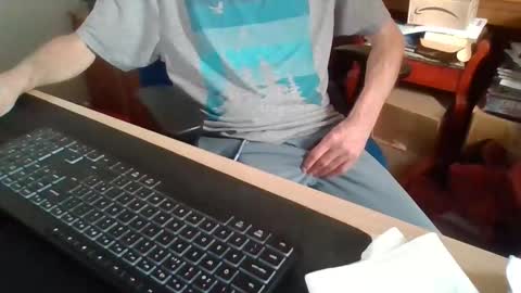 petitwilly online show from November 28, 2025, 12:41 pm