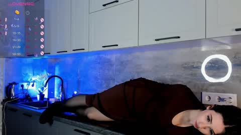 Emma online show from January 7, 2025, 9:14 pm