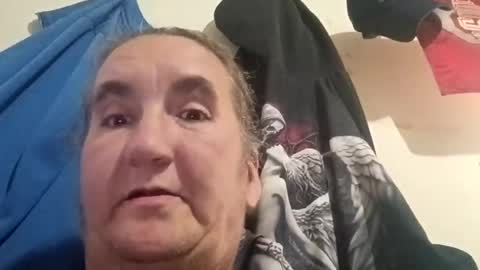 Snapshot of petraszkot chatting on July 9, 2026, 5:17 pm petraszkot online show from July 9, 2026, 5:17 pm