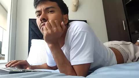 pettercatt online show from September 8, 2025, 6:51 pm