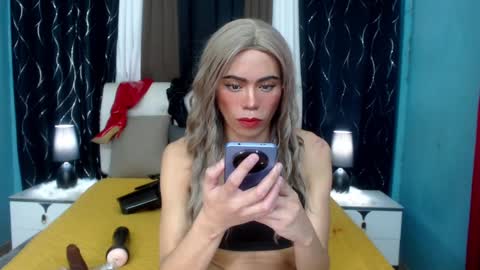 Snapshot of pettie_bigload chatting on January 25, 2025, 1:32 am Jim online show from January 25, 2025, 1:32 am