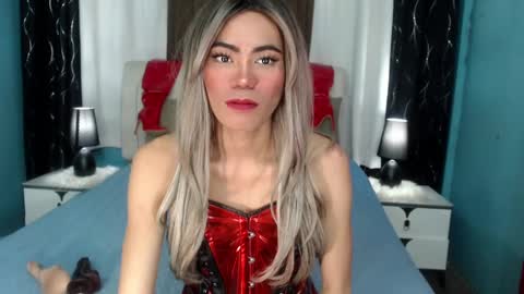 Snapshot of pettie_bigload chatting on February 4, 2025, 3:11 am Jim online show from February 4, 2025, 3:11 am