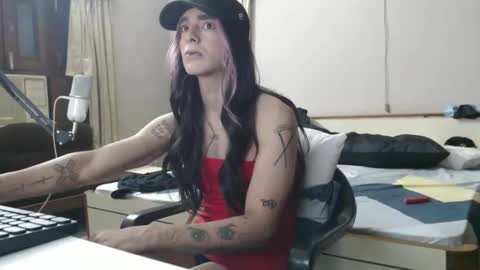 BunnyBulk online show from April 22, 2026, 1:52 am