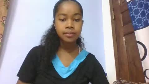 phania185885 online show from March 16, 2026, 4:40 am